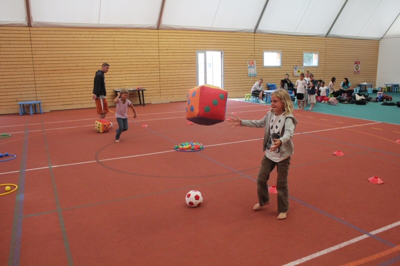 Village Camps International Summer Camp VDC Geneva 2016-08-12 https://www.villagecamps.com/journals_admin/images/335-23-Picture 027.jpg Village Camps International Summer Camp VDC Geneva 2016-08-12 https://www.villagecamps.com/journals_admin/images/335-23-Picture 027.jpg